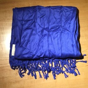 Jewel blue pashmina scarf with tassels